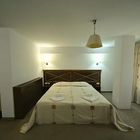 Отель Maraya 4*