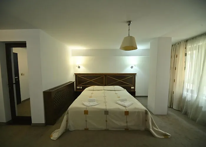 Отель Maraya 4*